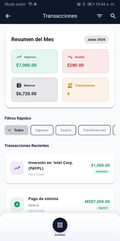 Pantalla de transacciones con resumen del mes